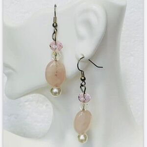 Vintage White Pearl Pink Quartz Crystal Drop Pierced Dangle Silver Tone Earrings